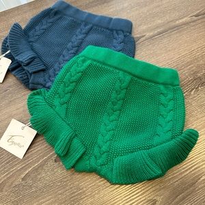 Very cute knitted shorts for girl